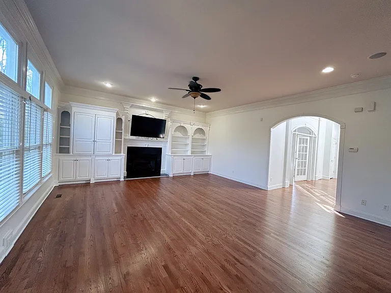 7615 Quail Park Dr — Photo 8