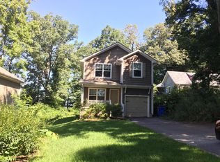 9 Buchanan Rd, Asheville, NC 28801