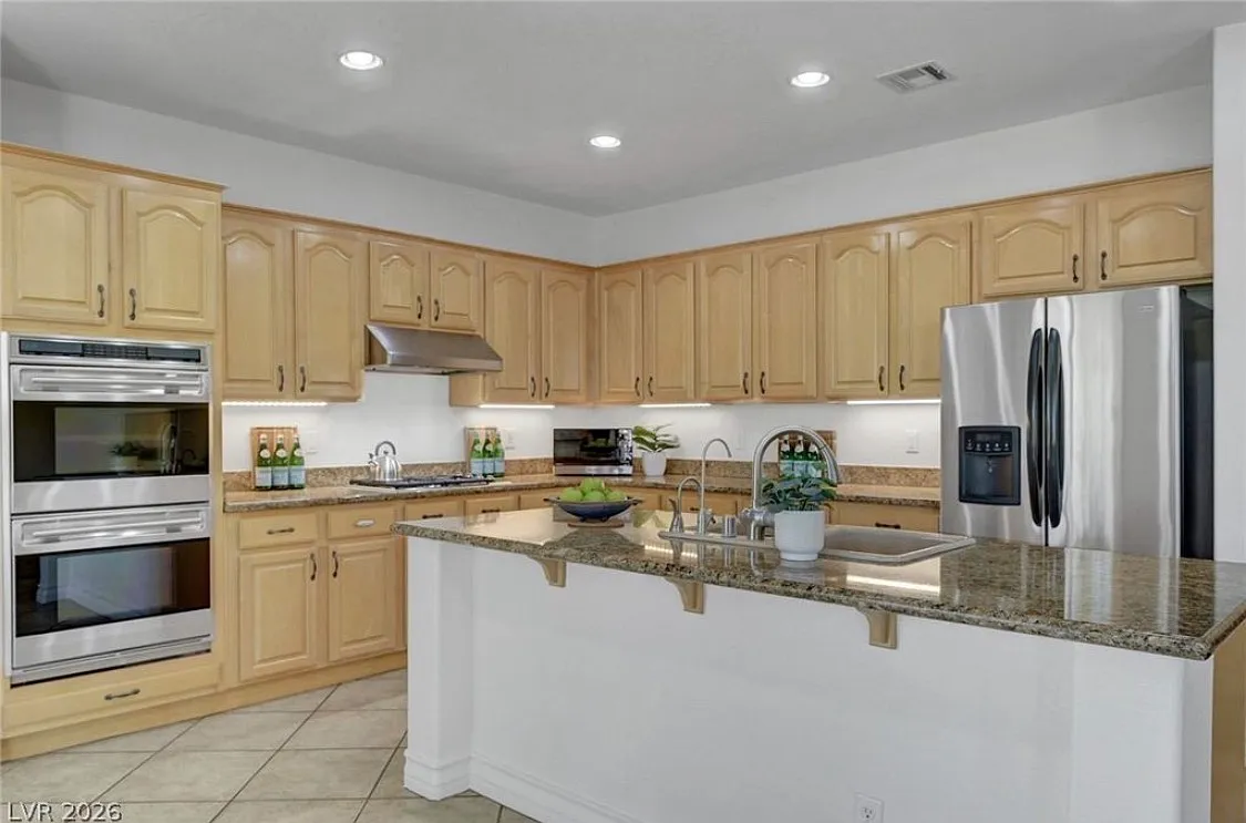 Elk Lake Dr, Las Vegas — Photo 4