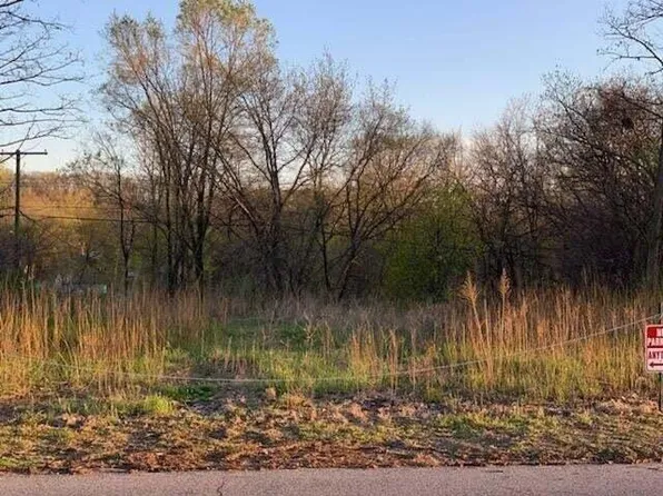 7937 Oak Ave, Gary, IN 46403