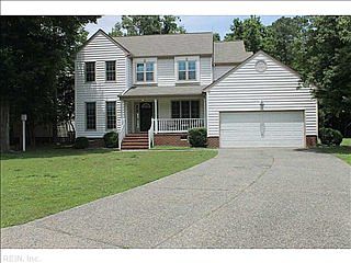 1st image of 204 Charleston Pl