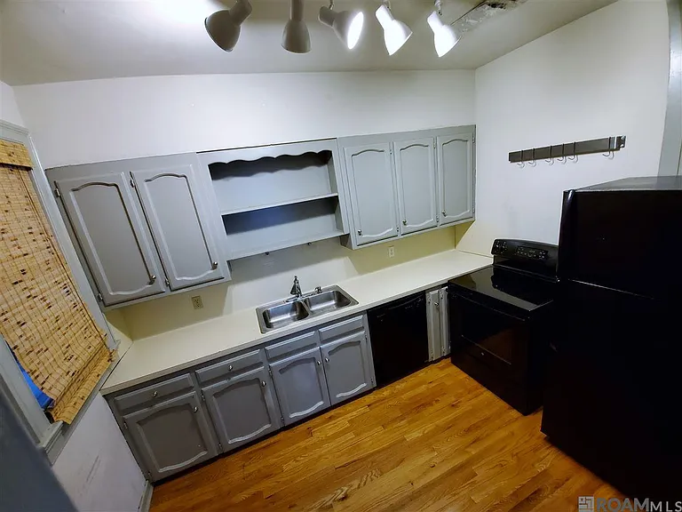 2211 Tulip St #3 — Photo 5