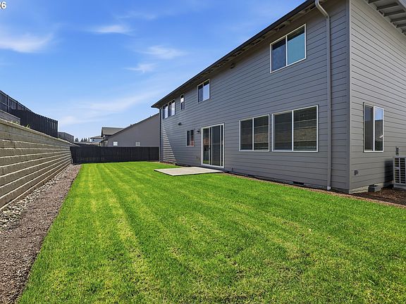 4th image of 16911 NE 37th Ave