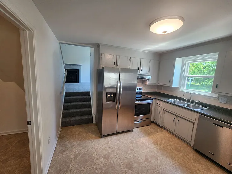 4364 Cypress Dr — Photo 7