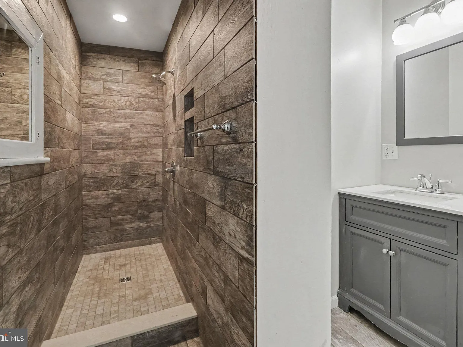1 bed, 1.0 bath, 800 sqft, $1,150 — Photo 4