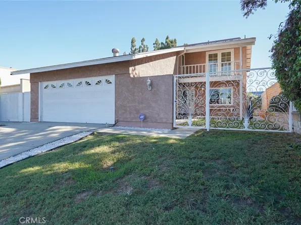 2008 Del Hollow St, Lakewood, CA 90712