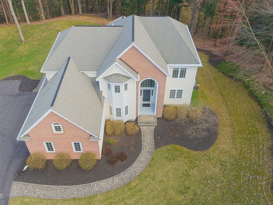 1st image of 23 Knollwood Dr