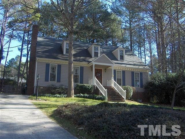 1st image of 21 E Bayberry Ct