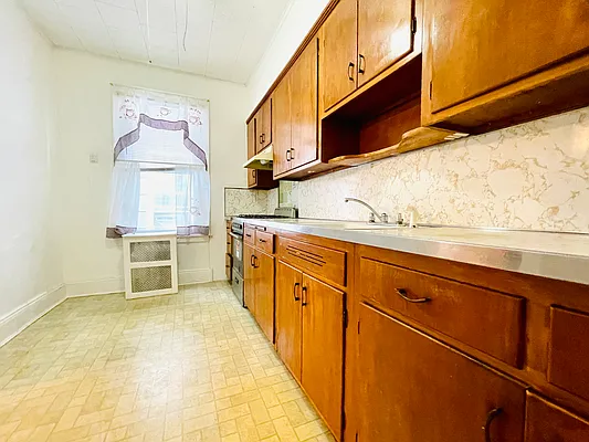 Rented by Douglas Elliman | media 7