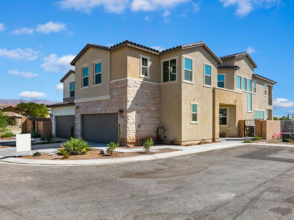1st image of 43124 Armonia Ct
