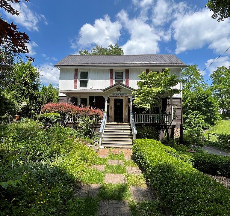 122 1/2 E Main St, Beckley, WV 25801 Zillow