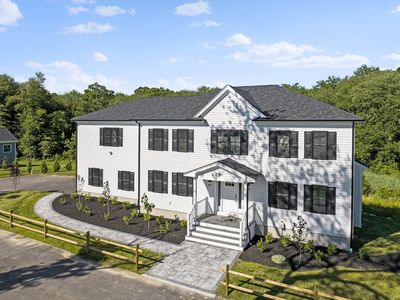 271 Flag Swamp Rd, Dartmouth, MA, 02747