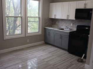 94 Hawthorne Ave APT 2, Newark, NJ 07112