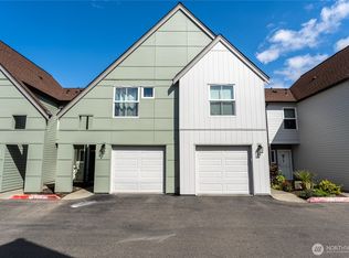 6711 S 239th Pl APT A104, Kent, WA 98032