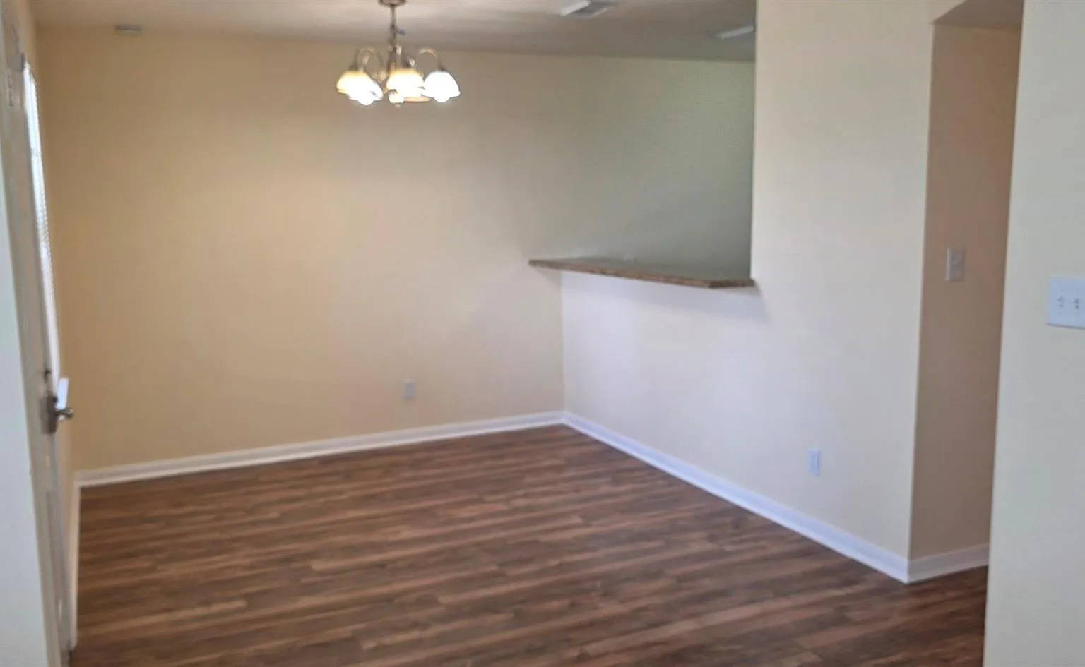 2 bed, 2.0 bath, 750 sqft, $1,300 — Photo 4