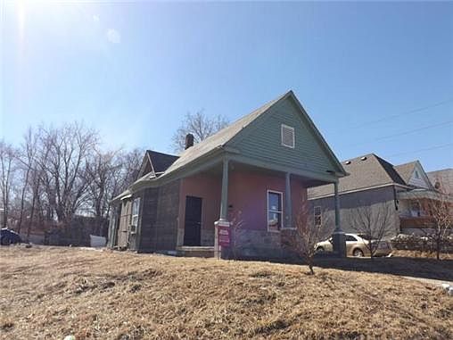2nd image of 1141 Minnesota Ave