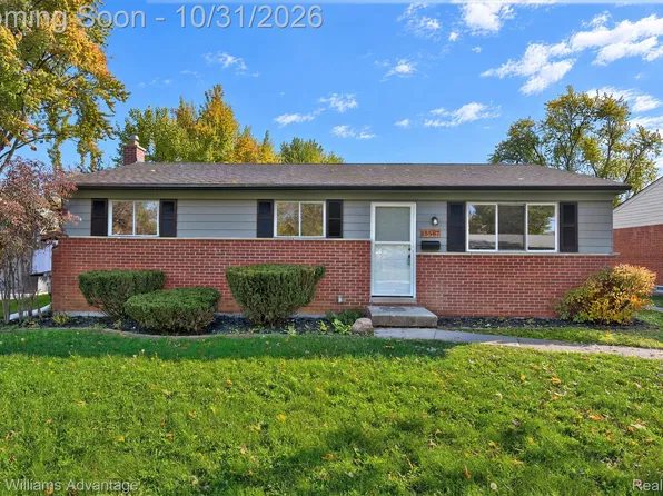15587 Oakbrook St, Romulus, MI 48174