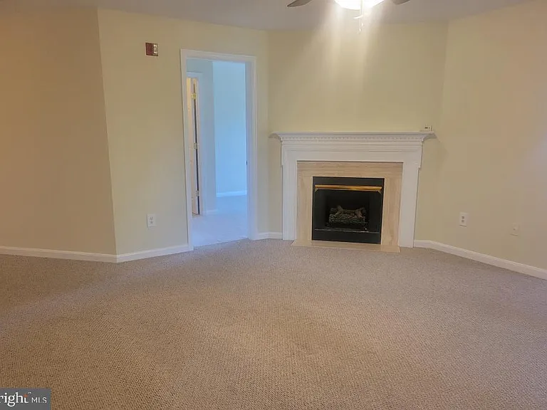 8813 Stoneridge Cir #202 — Photo 5