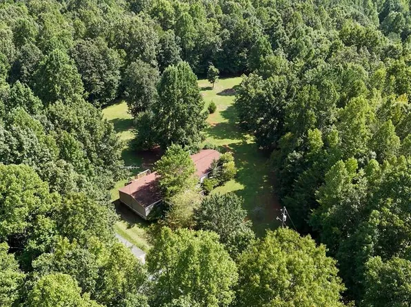 1480 Watkins Forest Rd, Chase City, VA 23924