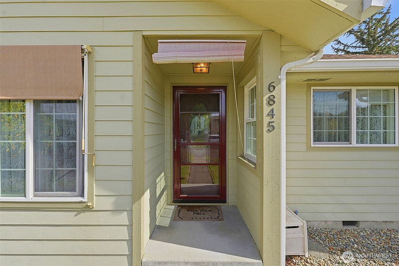 4th image of 6845 S Ferdinand Street