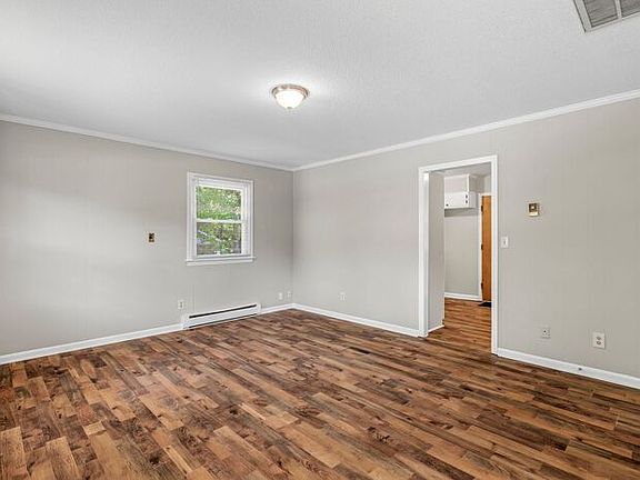 3rd image of 2309 Bridgette Blvd
