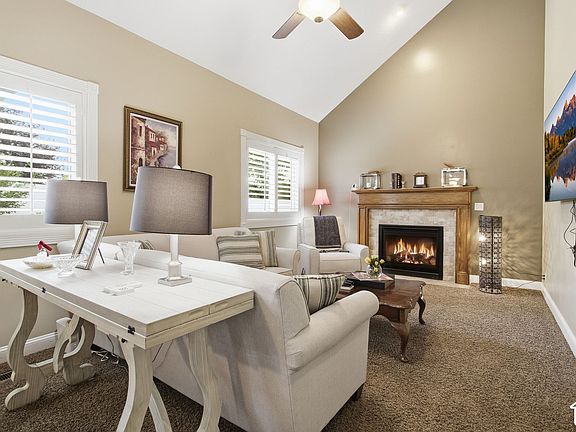 3rd image of 2064 E Village Point Way S