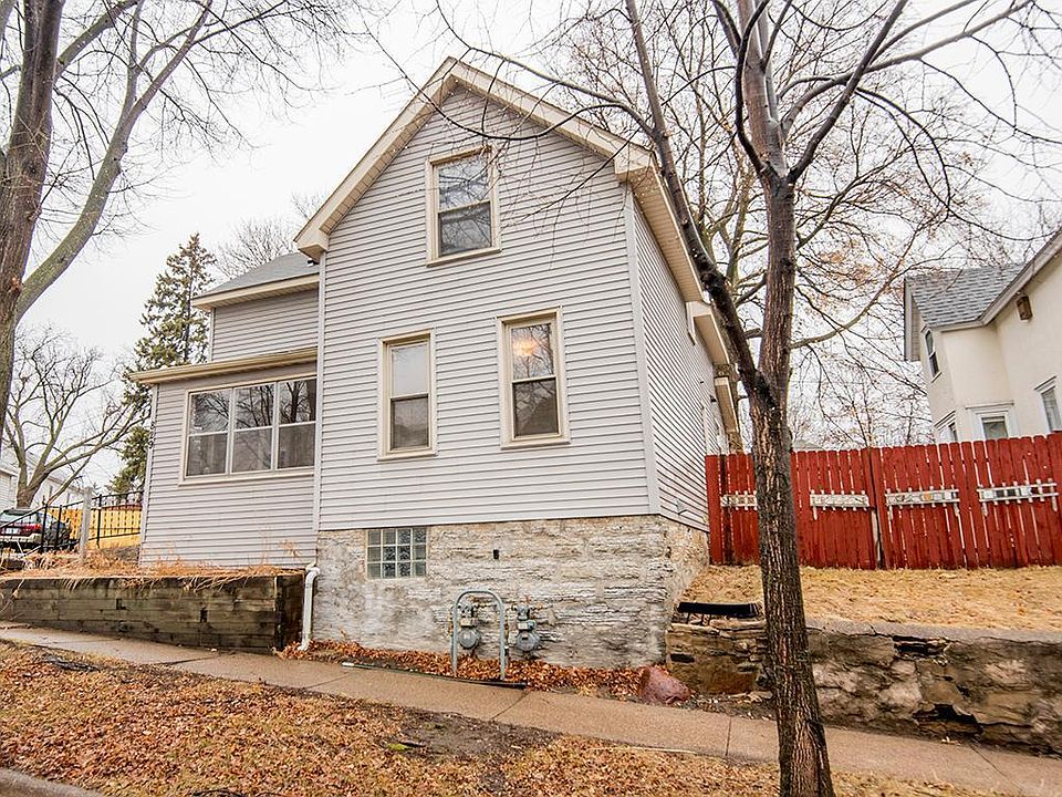 1st image of 829 Fremont Ave