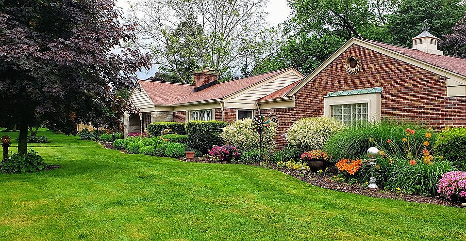 1st image of 3454 Christie Blvd