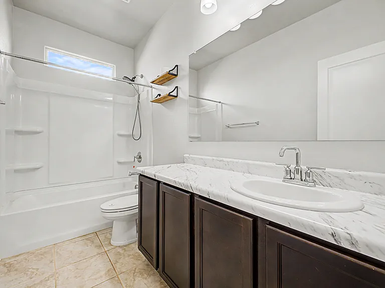 1302 W Raymond Ave — Photo 20