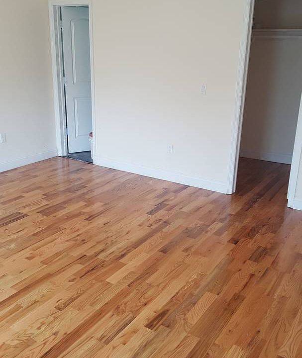 2nd image of 11814 195th St