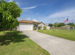 2425 16th Ave SW, Vero Beach, FL 32962