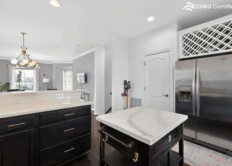 7450 Riding Meadow Way — Photo 13