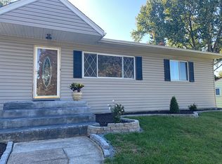 1311 Manor Blvd, Lancaster, PA 17603