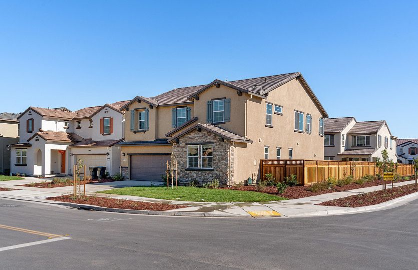 Large corner lot