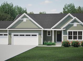 W190N15670 Maple Fields Cir, Jackson, WI 53037