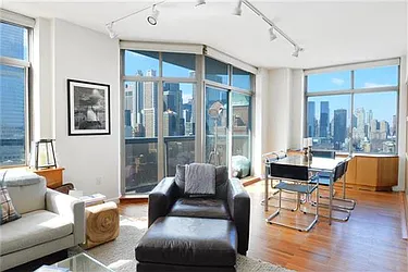 Rented by Peter Ashe