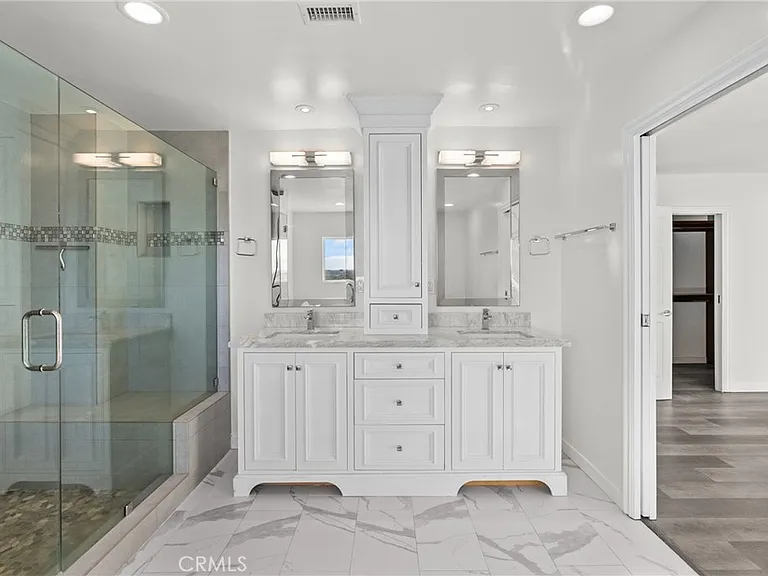 6758 Julie Ln — Photo 43