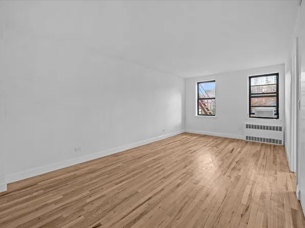 3260 Netherland Avenue image 4 of 13