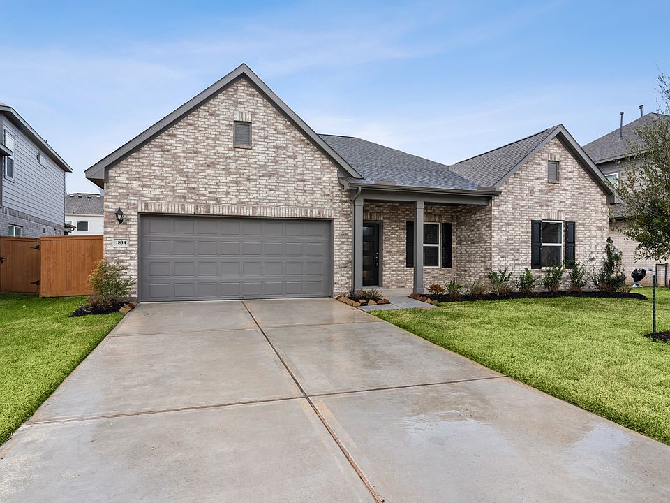 The Avondale- Front Exterior