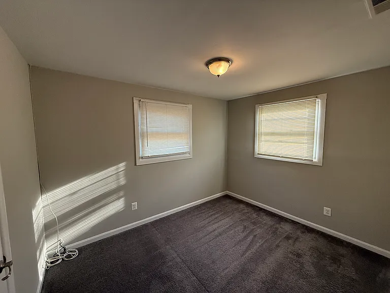15 Alton St — Photo 9