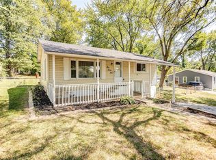 139 S Oak St, Cottage Hills, IL