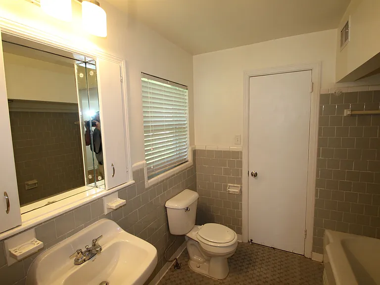 12 E 64th St #2 — Photo 10