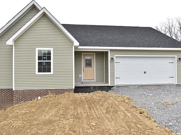 2nd image of 135 Allyson Cir