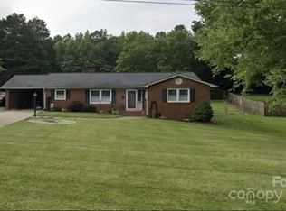 507 Ellenwood Dr, Kings Mountain, NC 28086