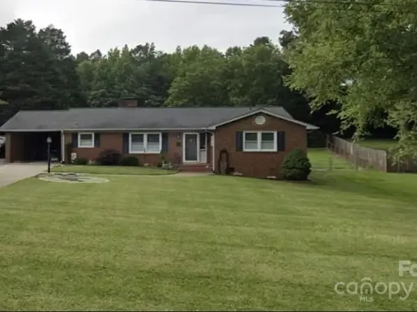 507 Ellenwood Dr, Kings Mountain, NC 28086
