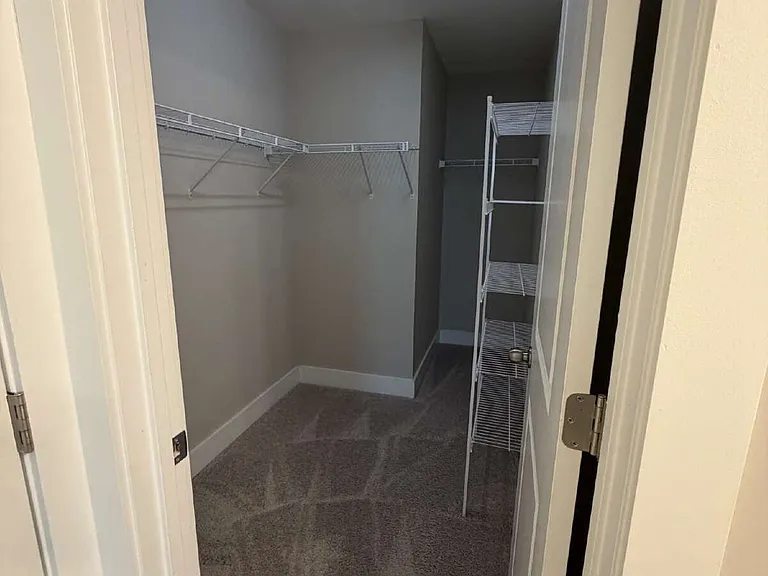 1752 Eastfall St — Photo 23