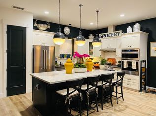 2116 Vintage Circle, Santa Rosa, CA 95404