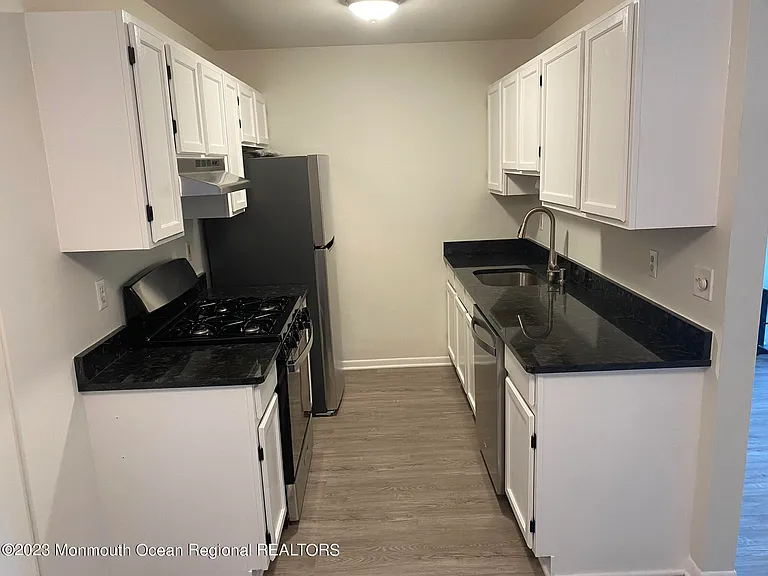 231 Atlantic St #26 — Photo 12