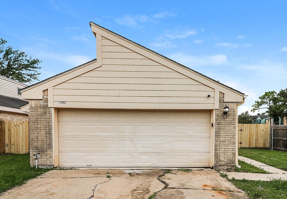 1st image of 11002 Willwood Dr