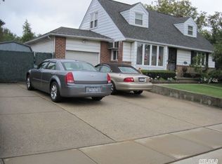 3 Cohill Rd, Valley Stream, NY 11580